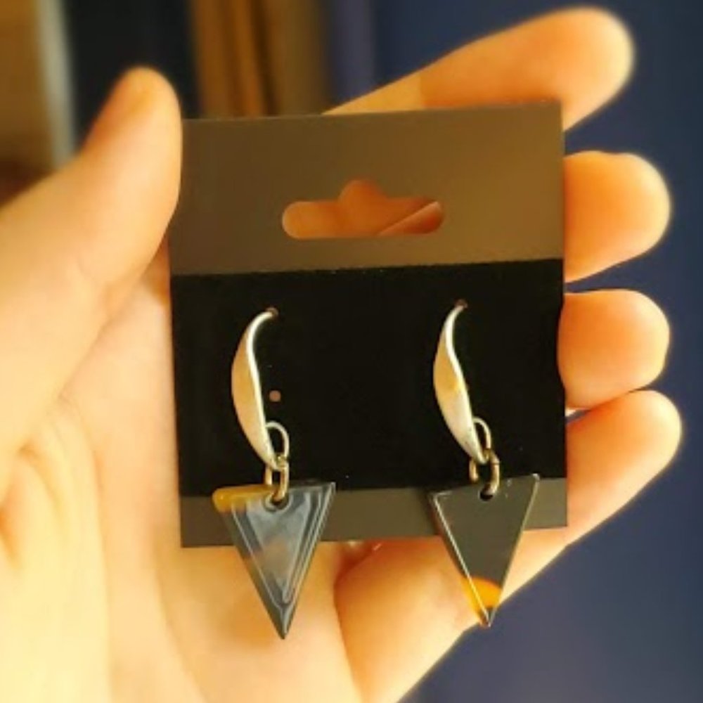 Gorgeous Tortoise-shell Style Earrings. Stainless Steel Hooks.